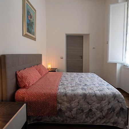 Dimora Francesca Apartment Salerno Luaran gambar