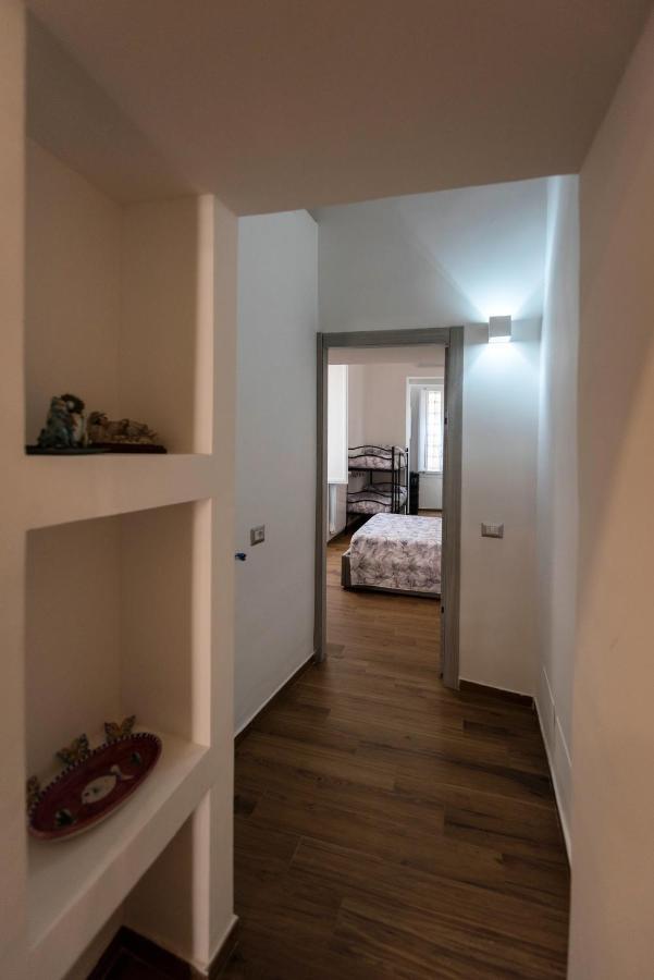 Dimora Francesca Apartment Salerno Luaran gambar