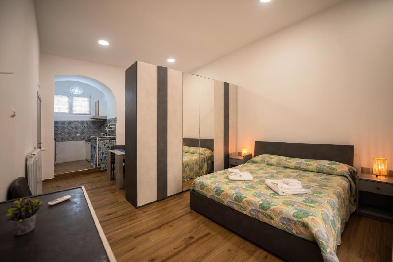 Dimora Francesca Apartment Salerno Luaran gambar